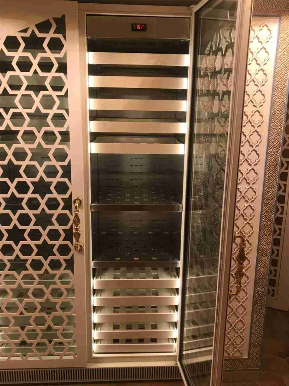 Mytishchi eastern style cabinet